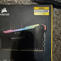 nvidia GTX 1660 Super, Corsair Vengeance Rgb Pro 16x2  4 Sticks 650 W Power Supply 