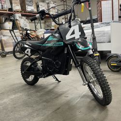 Razor - MX650 Dirt Rocket Off-Road Motocross Electric Ride-On Bike