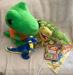 🔥 GREAT DEAL-Priced to sell! Adorable dinosaur learning and plushies