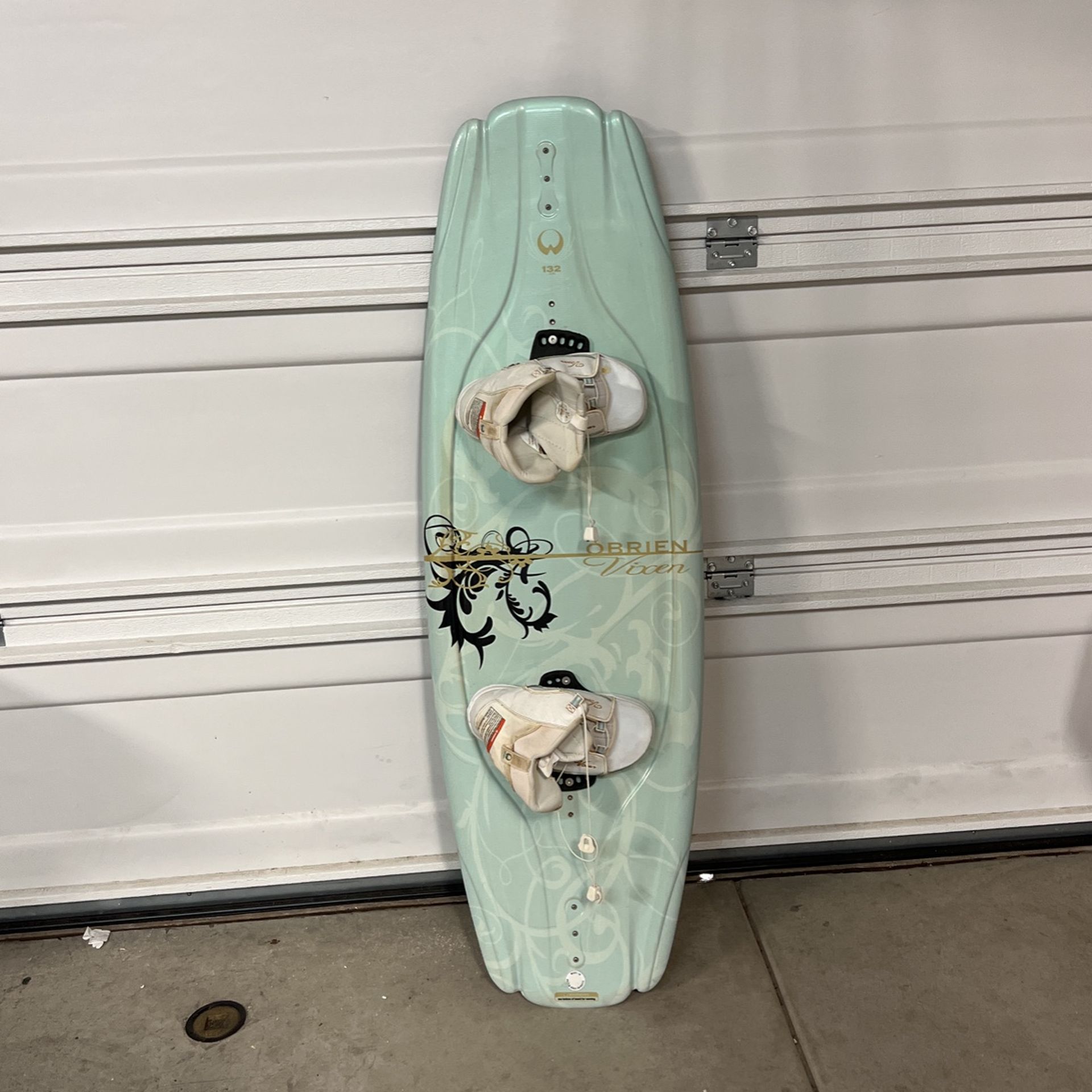 O’Brien Vixen 132cm Wakeboard