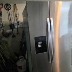 Whirlpool Refrigerator 