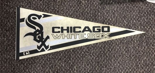 Vintage 1990’s Chicago White Sox Black and White Pennant Approx - 30”L x 12”T $20 Pickup in Algonquin