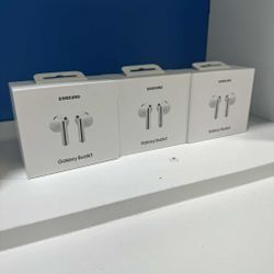 Samsung Galaxy Buds 3 Bluetooth Earbuds New - Pay $5 today and the rest later!!