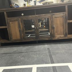 84" CONSOLE TV Stand 