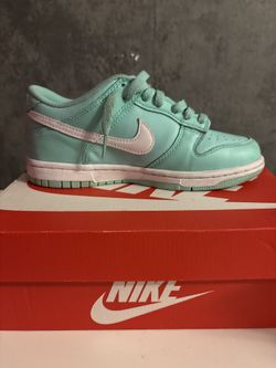 Mint Green Nike Dunks