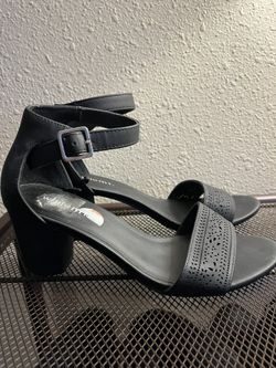 Woman’s Black Heels