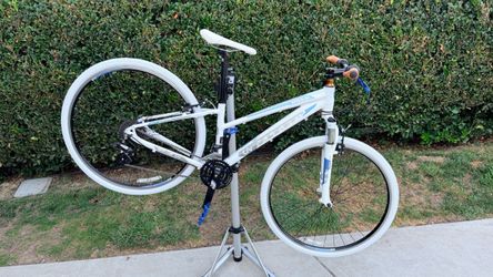 💥Liv Rove Women’s Specific Super Cruiser / Commuter - Size XS💥