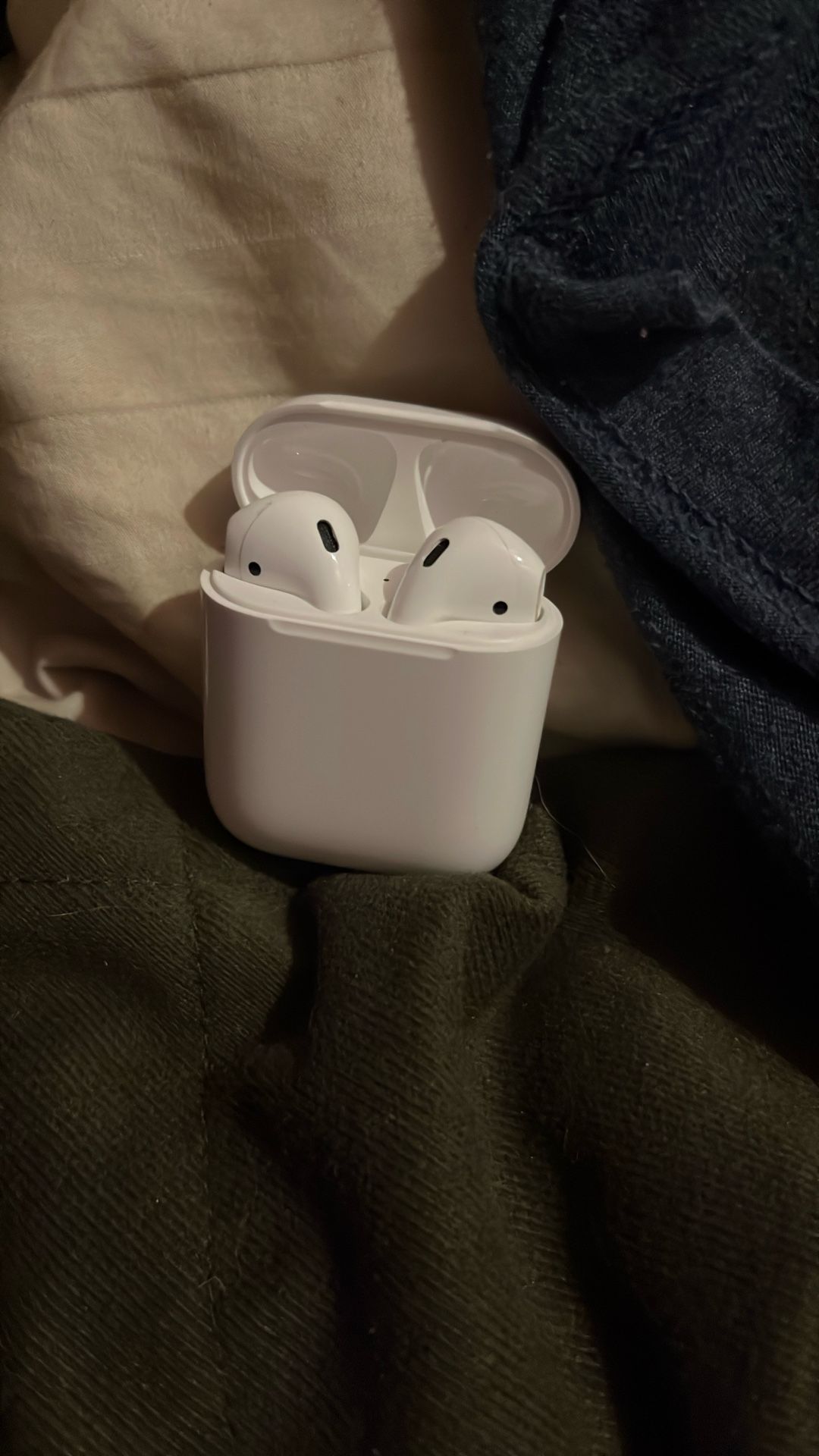 AirPods