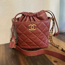 Chanel Bucket bag