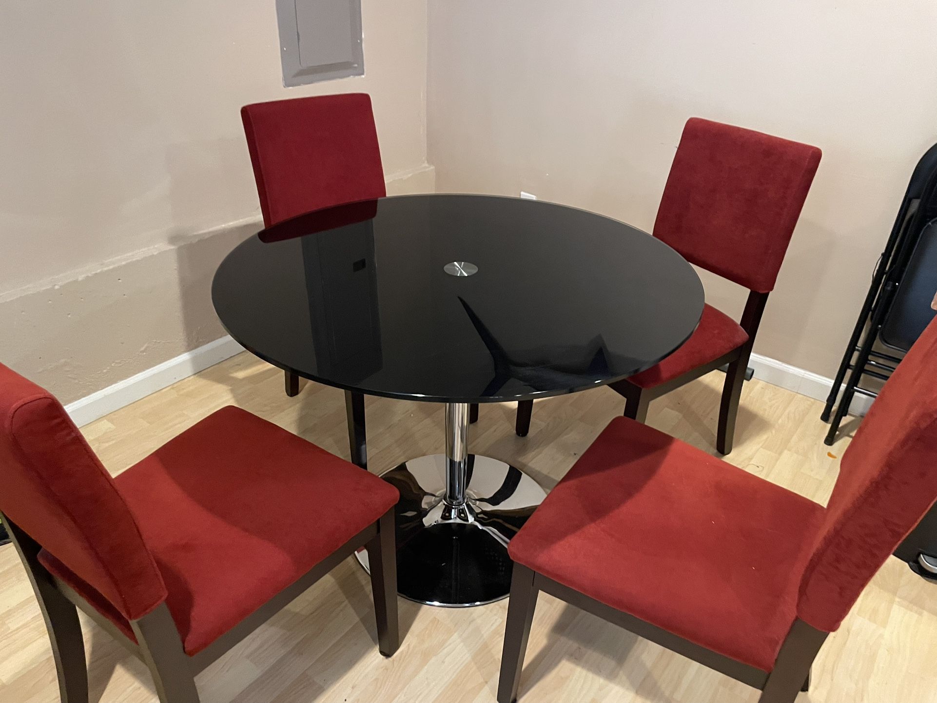 Glass Table and chairs