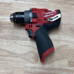 Milwaukee 2504-20 M12 Fuel 1/2" Hammer Drill