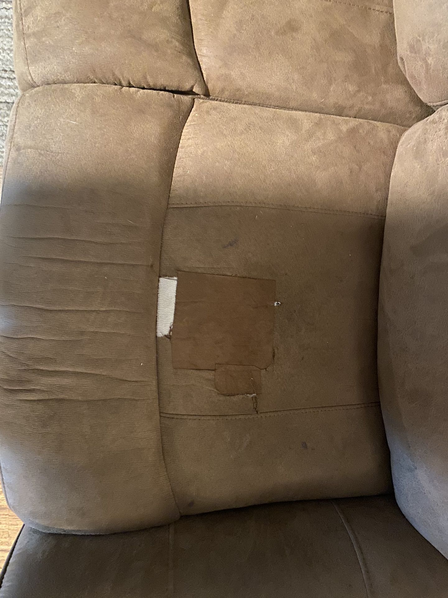 Ashley Furniture Couch for Sale in Puyallup, WA OfferUp