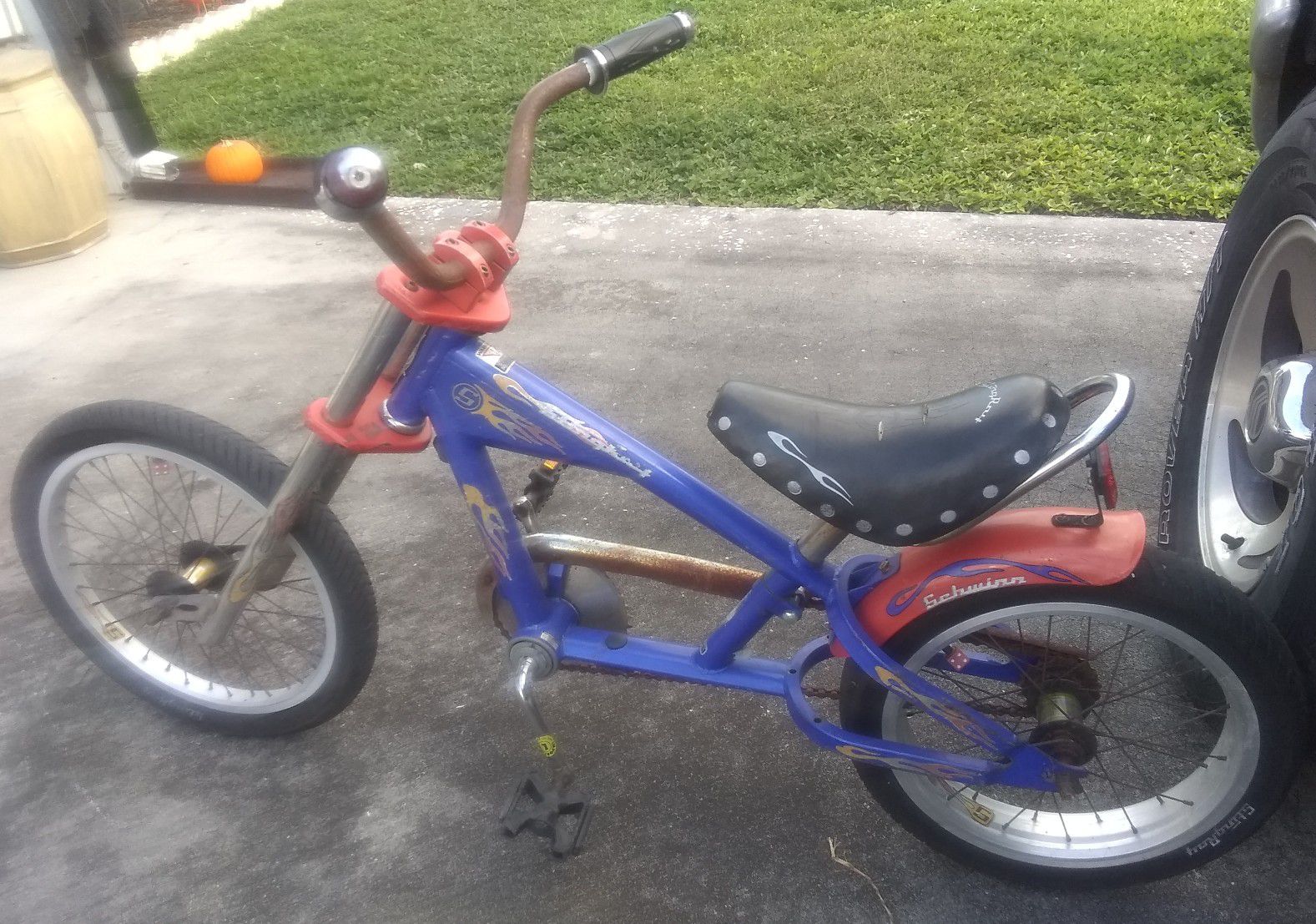 ~16" Schwinn Sting-Ray Chopper Bicycle*Child's Bike