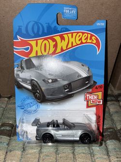 15 Mazda mx-5 Miata Hotwheel