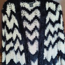 Soft Stylish Women's Cardigan 