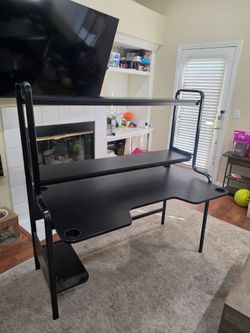 FREDDE Ikea Desk