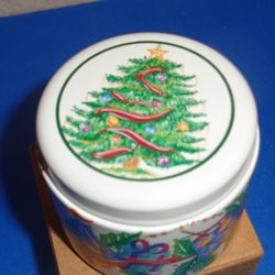 Christmas Avon Candle