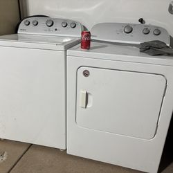 Whirl Pool Washer Dryer 