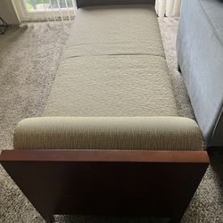 🛋️ Modern Chaise Lounge – Bolster Pillow – Stylish Comfort – $175 Clean & Ready ✨