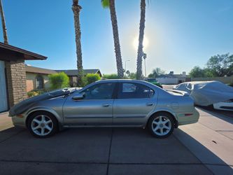 2000 Nissan Maxima SE