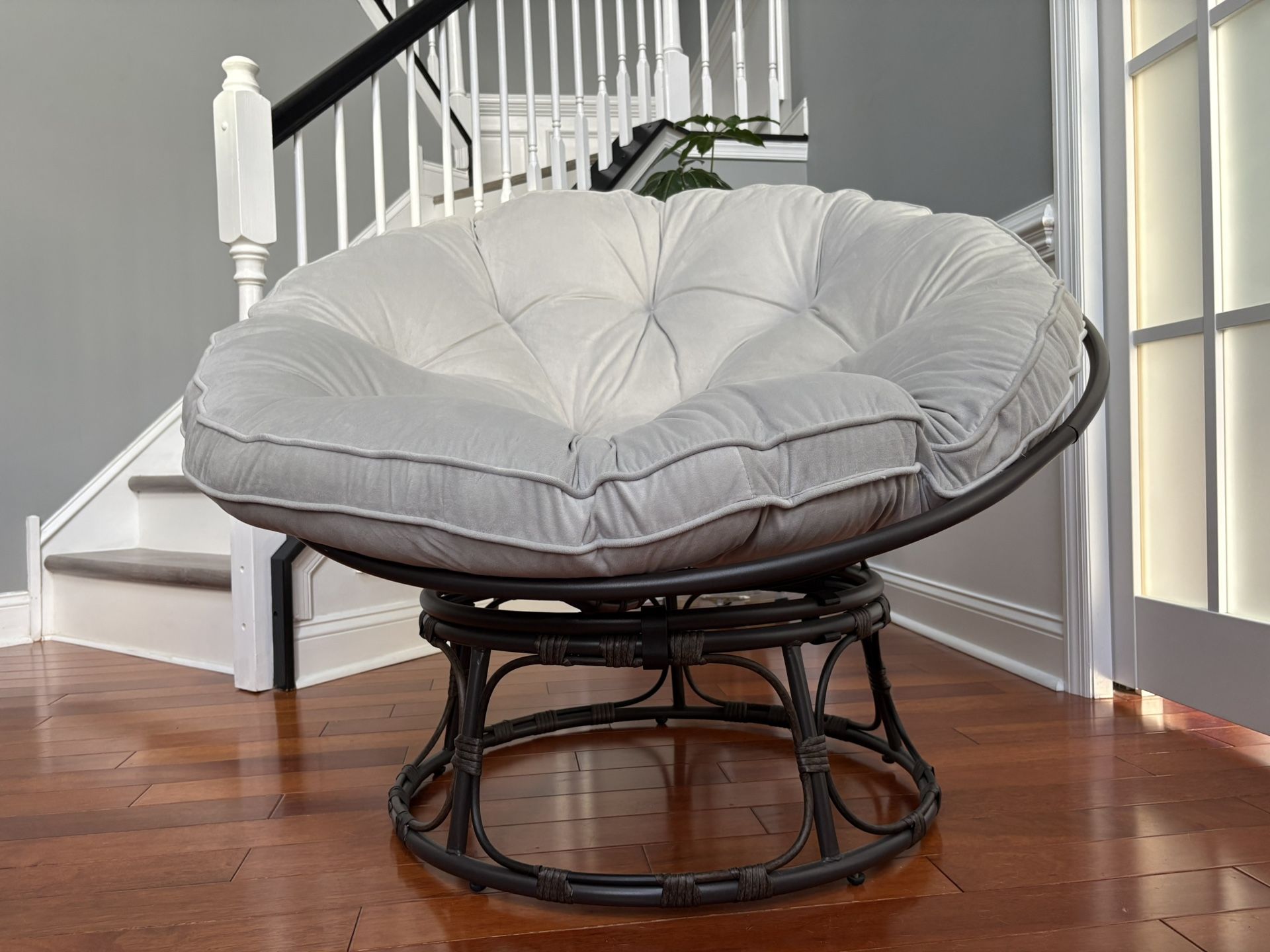 Round Papasan Chair
