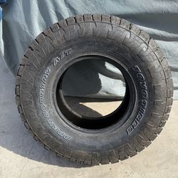 285/75/16 Toyo Open Country