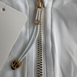 White Lululemon define jacket & leggings set