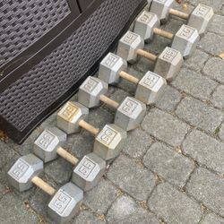 Set Of Steel Hex Dumbbells 55 Lbs To 70 Lbs