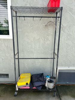 Clothes rack