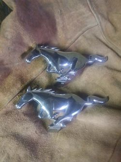 19641/2 original mustang emblem