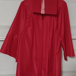 Cap end gown
