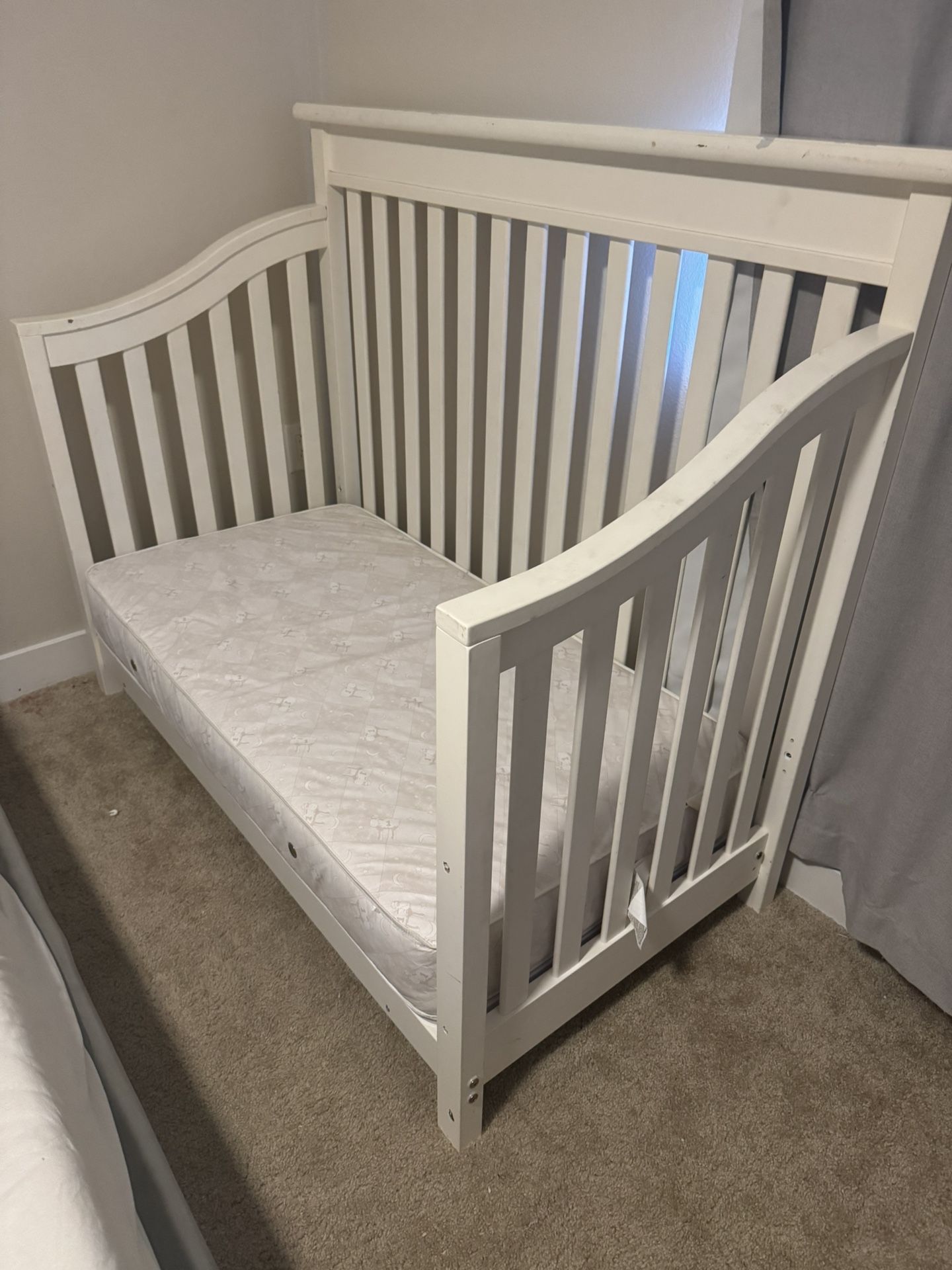 baby crib