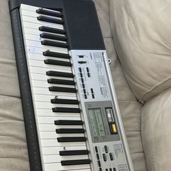 Casio Keyboard 