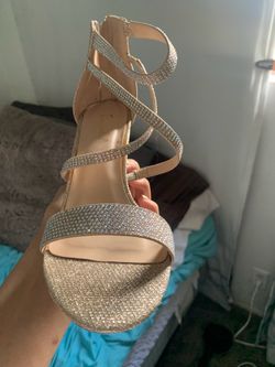 SILVER SPARKLY HIGH HEEL SHOES