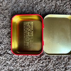 Vintage Barbie 1998 Russell stover chocolate tin