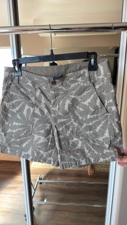 North face shorts sz4