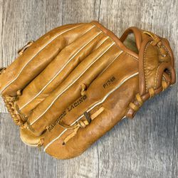 Louisville Slugger 10.5” Baseball/Softball Glove - Deep Pocket Model