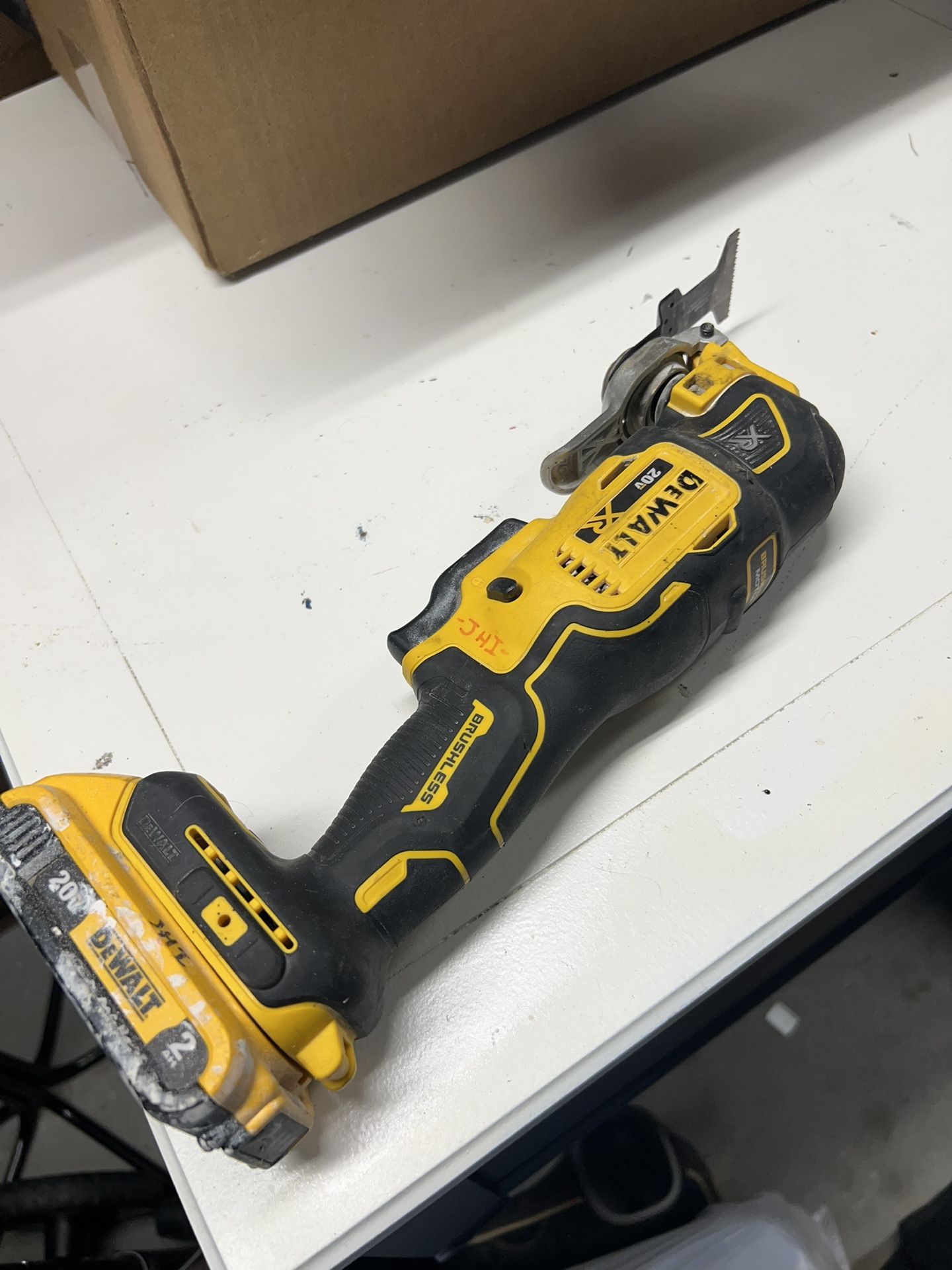 Dewalt