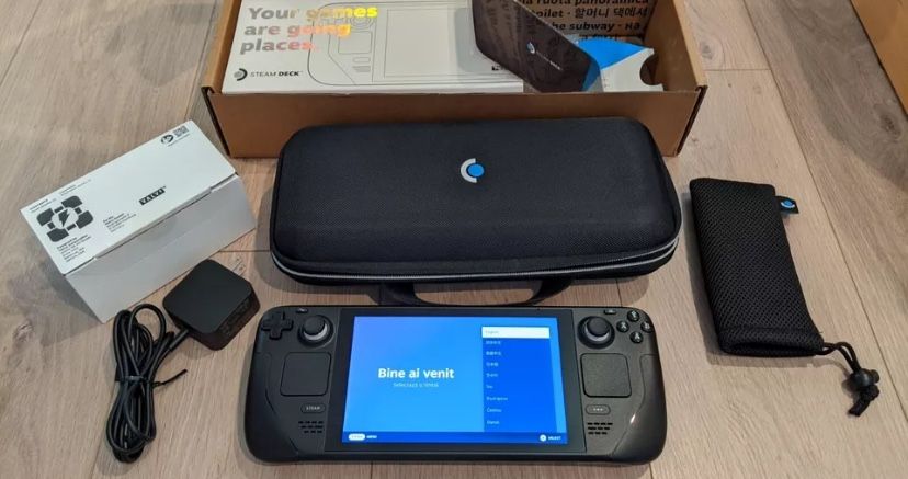 LIGHTLY USED - Valve Steam Deck 512GB Handheld Console