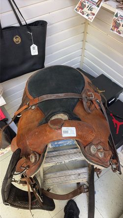 Horse saddle