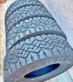 🎖️285 75 18 Goodyear tires Con 80% de Vida Las 4