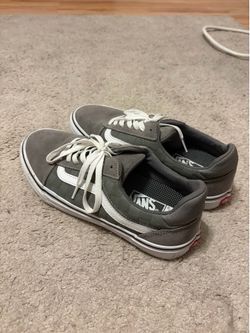 Size 9 grey vans shoes