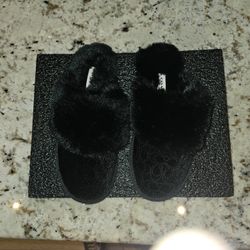 Womens COACH Sippers Bran New never used..size 5