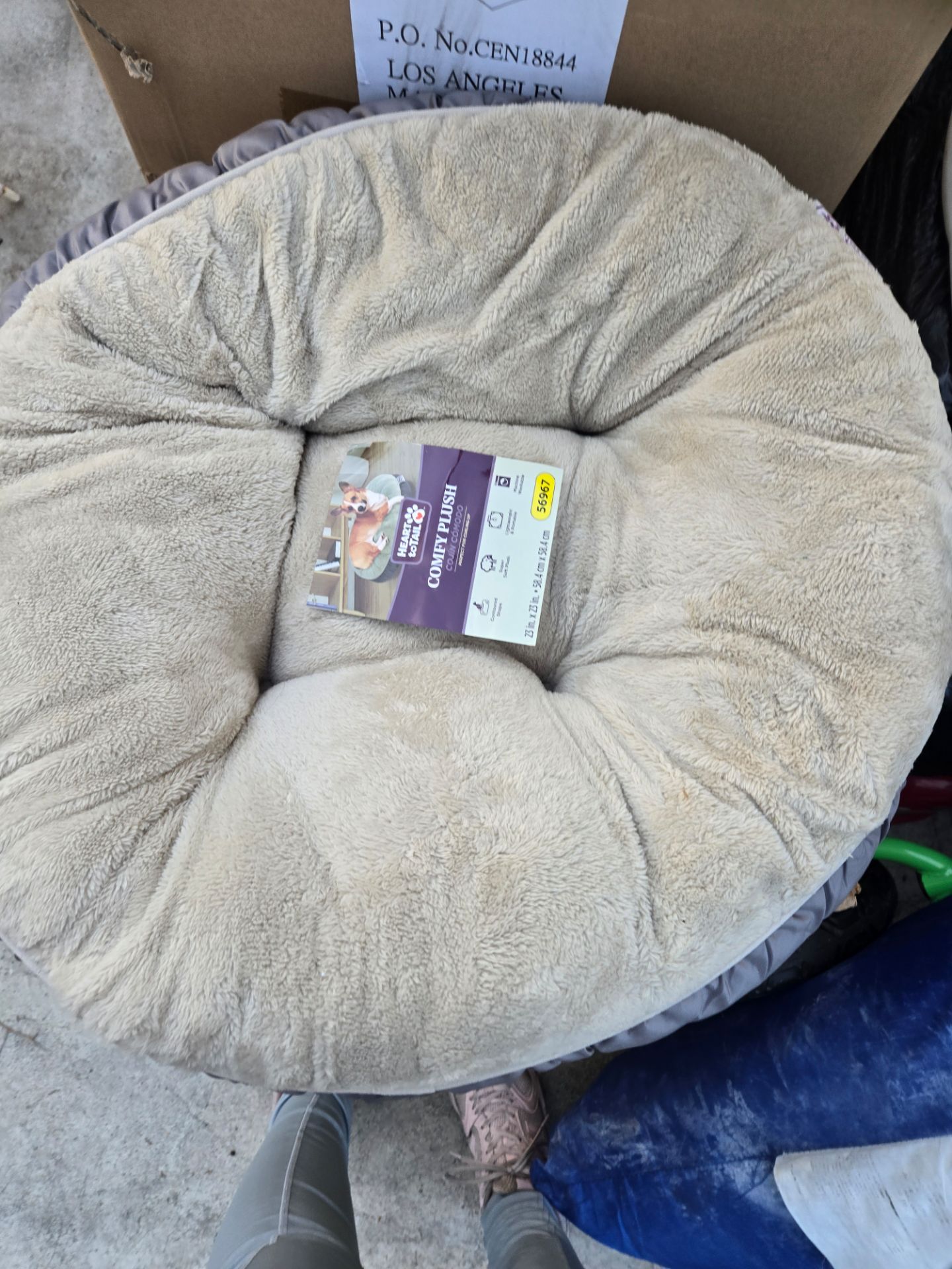 Pet bed