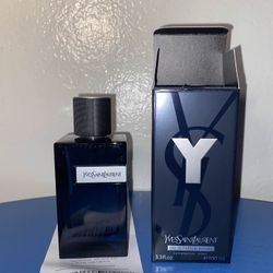 Yves Saint Laurent 