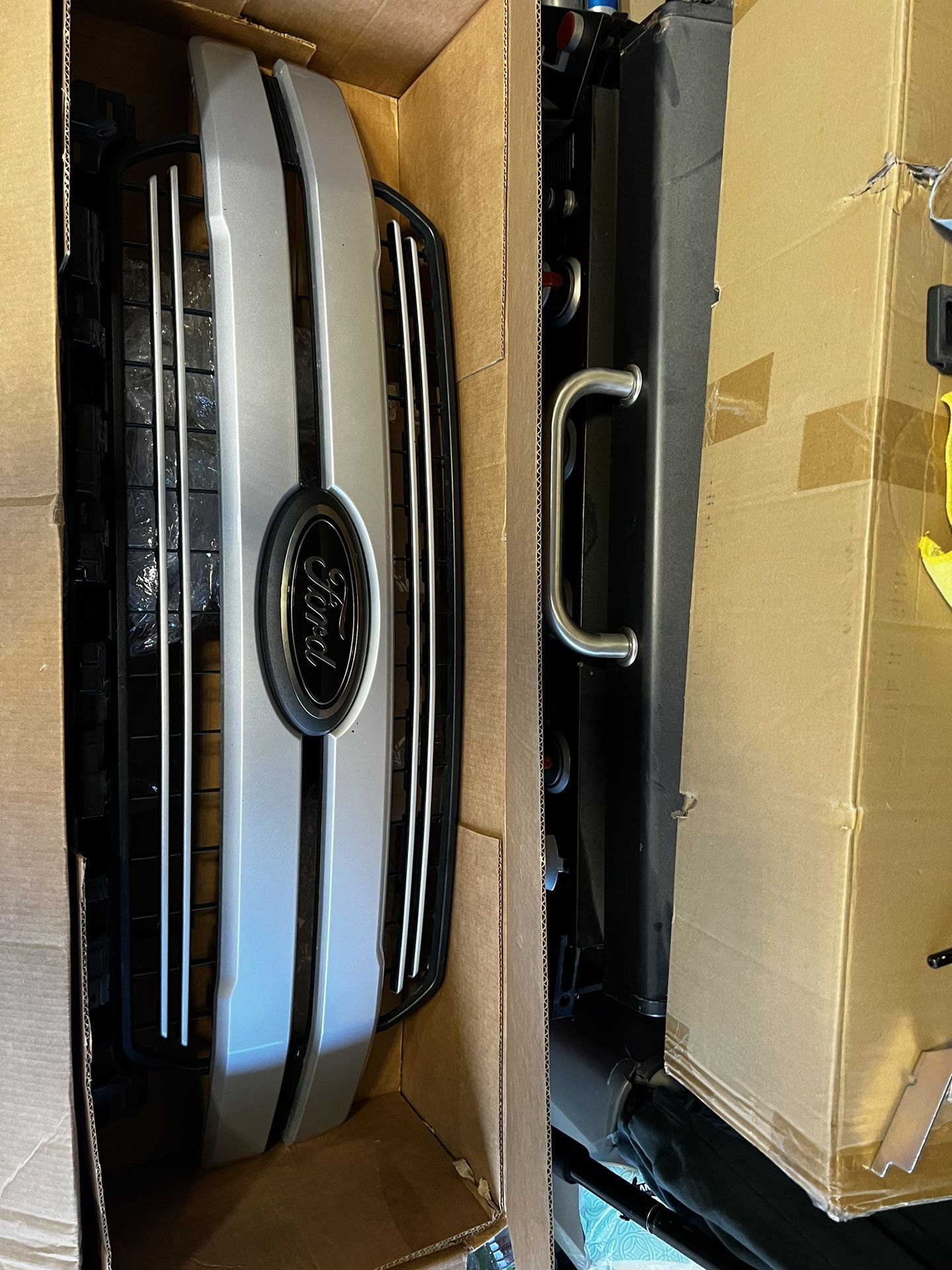 2019 F150 Ingot Silver Grill