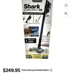 Shark Pet Vacuum -cordless 