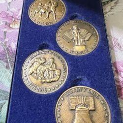 Bicentennial Commemorative Medallion
