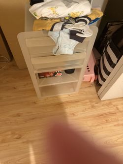 IKEA Little Cabinet/shelve 