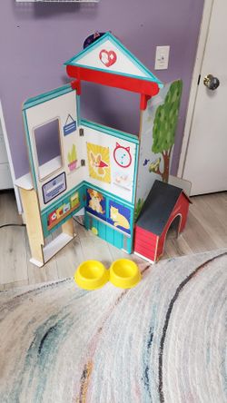 Kids play Set Animal Hospital Pretend Play